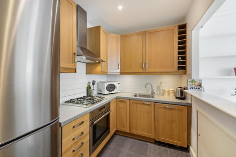 2 bedroom apartment to rent, Collingham Road, SW5