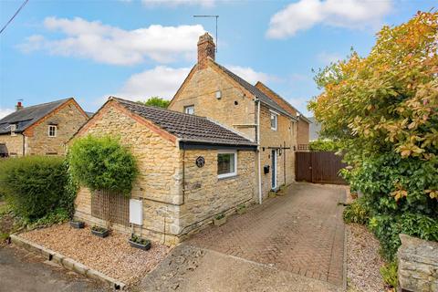 2 bedroom cottage for sale, Little Lane, Kettering NN14