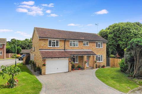 4 bedroom detached house for sale, Spindle Glade, Maidstone, ME14