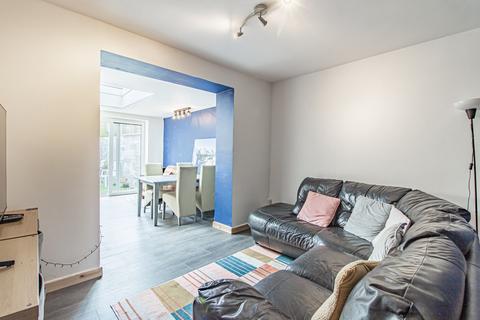 3 bedroom flat for sale, Heol Gwynno, Pontyclun CF72