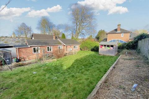 50 Bridge Street, Overton, Basingstoke, RG25 3HD