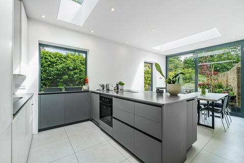 2 bedroom terraced house for sale, Tyrwhitt Road, Brockley