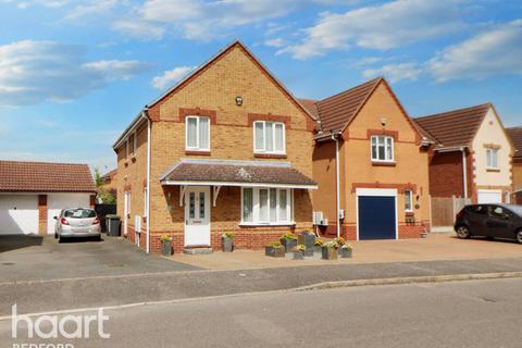 4 bedroom detached house for sale, Marigold Way, Bedford