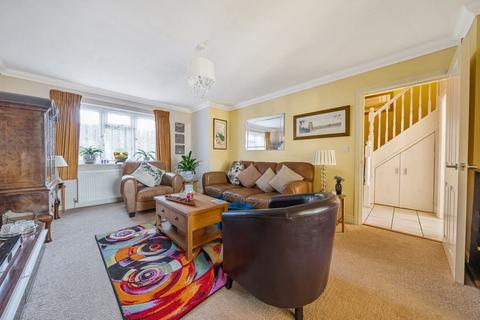 4 bedroom detached house for sale, The Green, Overton,