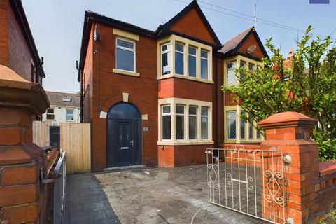 Blackpool - 3 bedroom semi-detached house to rent