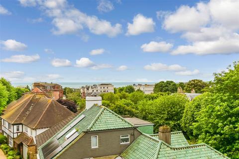 2 bedroom flat for sale, York Avenue, Hove, East Sussex
