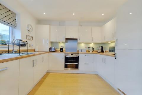 7 Beeches Crescent, Chelmsford, CM1 2FU