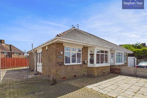 2 bedroom semi-detached bungalow for sale, Annan Crescent, Blackpool, FY4