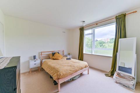 2 bedroom flat for sale, Farquhar Road, Crystal Palace, London, SE19