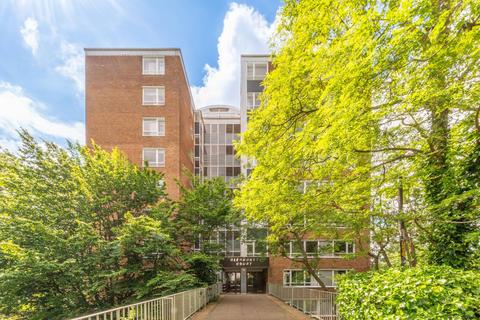 2 bedroom flat for sale, Farquhar Road, Crystal Palace, London, SE19