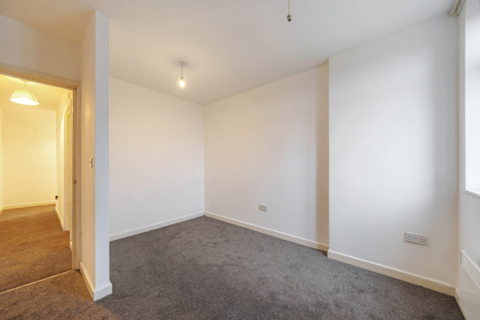 2 bedroom flat for sale, Hampshire GU11