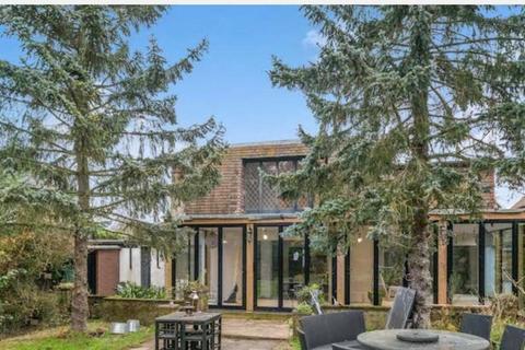 5 bedroom detached house for sale, Crown Lane, London, SW16