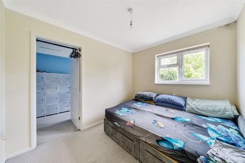 2 bedroom flat for sale, Crossways, Whitchurch, RG28 7EP