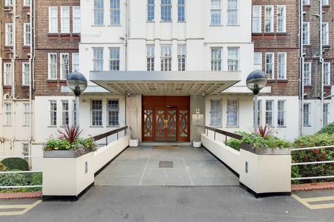 1 bedroom flat for sale, Finchley Road, Hampstead, London, NW3