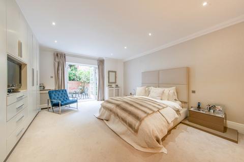 4 bedroom apartment for sale, Bracknell Gardens, London, NW3