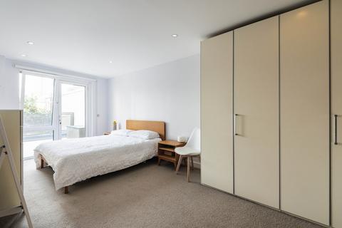 2 bedroom apartment for sale, Sylvester Path, London, E8