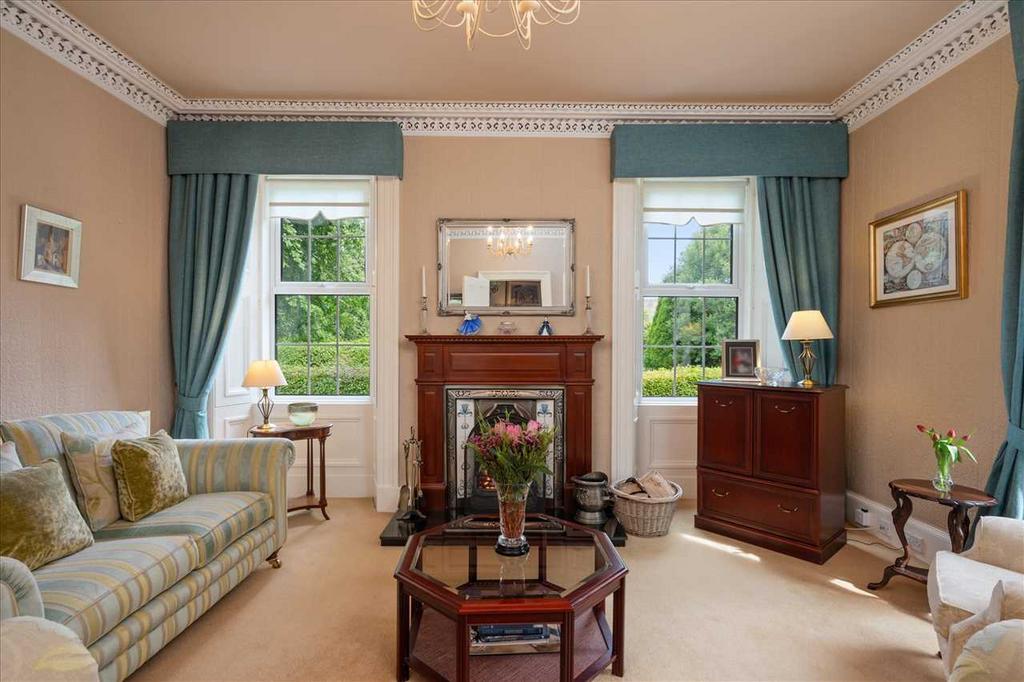 Formal Lounge