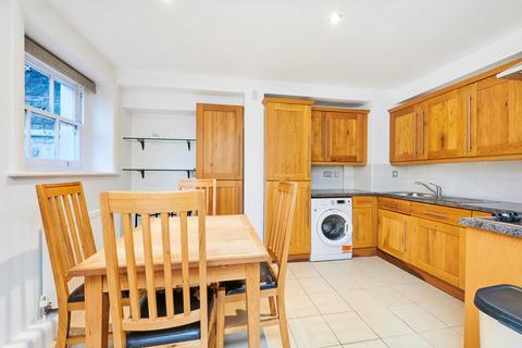 2 bedroom flat for sale, Slievemore Close, London, SW4