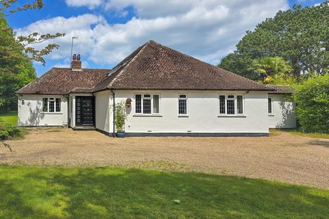 4 bedroom detached house for sale, Smallfield Road, Horley, RH6