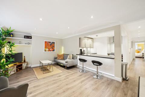 2 bedroom flat for sale, Westbourne Gardens, London, W2