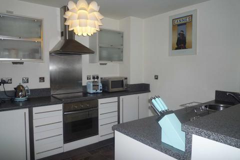 2 bedroom flat to rent, City Gate 1, Blanytre Street, Castlefield, Manchester, M15