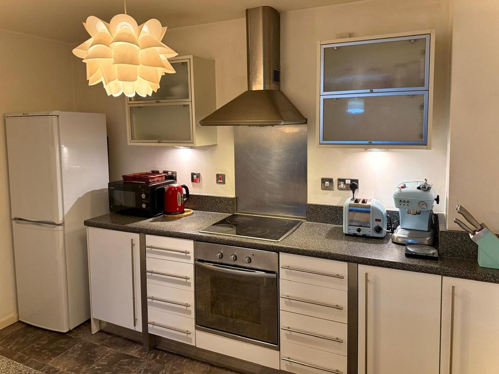 Apartment in Castlefield - More