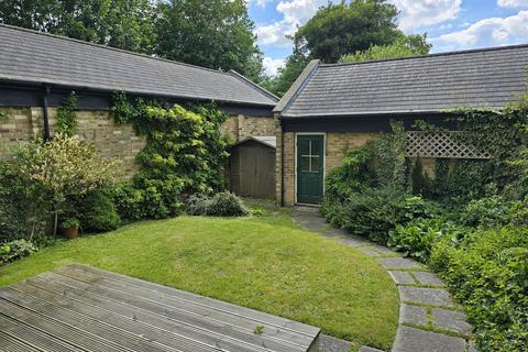 13 Brigade Place, Caterham, CR3 5ZU