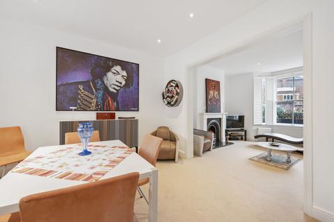 2 bedroom flat for sale, Battersea Bridge Road, London, SW11