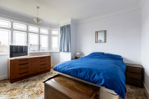 13 Keswick Road, West Wickham, BR4 9AR