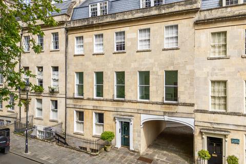 2 bedroom apartment for sale, St James's Square, Bath, BA1