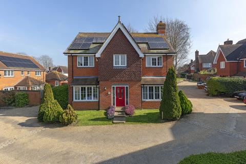 3 Goddard Close, Guildford, GU2 9AG