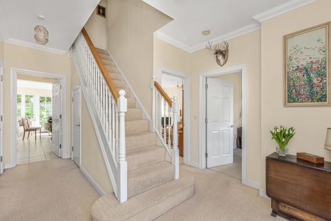 3 Goddard Close, Guildford, GU2 9AG