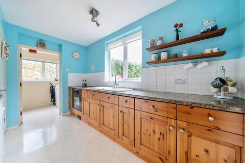 1 Kingfisher Close, Whitchurch, RG28 7LL