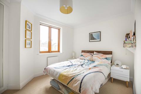 1 bedroom flat for sale, Almanac House, East Hill, London, SW18