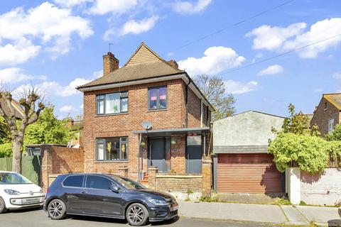 3 bedroom detached house for sale, Grecian Crescent, London, SE19