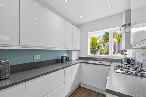 47 Whitefield Avenue, Purley, CR8 4BP