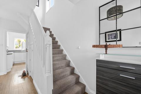 47 Whitefield Avenue, Purley, CR8 4BP