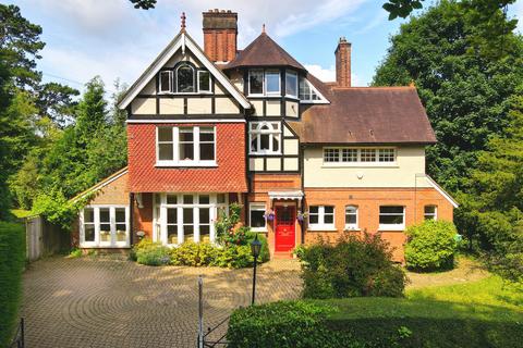 6 bedroom detached house for sale, Tupwood Lane, Caterham, CR3