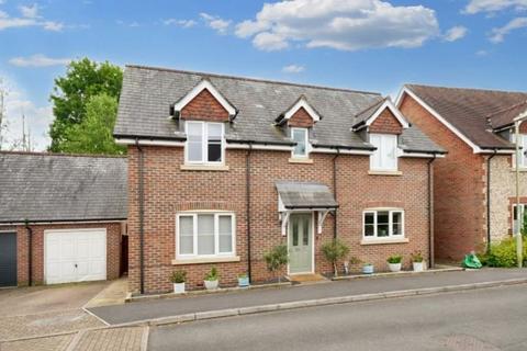 4 bedroom detached house for sale, Park View, Whitchurch, Hampshire,