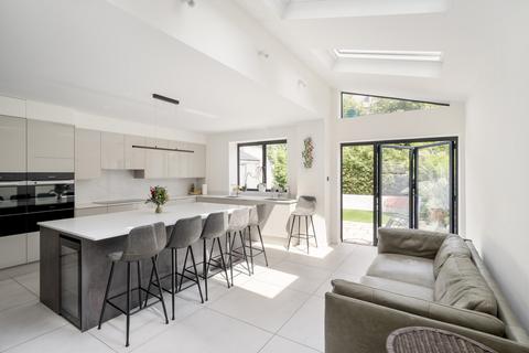 18 Courthope Road, London, NW3 2LB