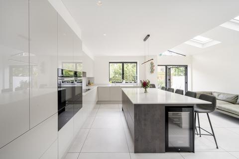 18 Courthope Road, London, NW3 2LB