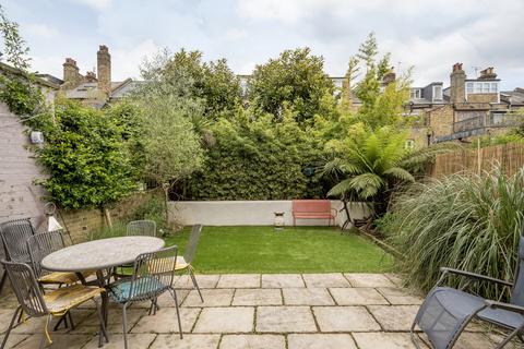 18 Courthope Road, London, NW3 2LB