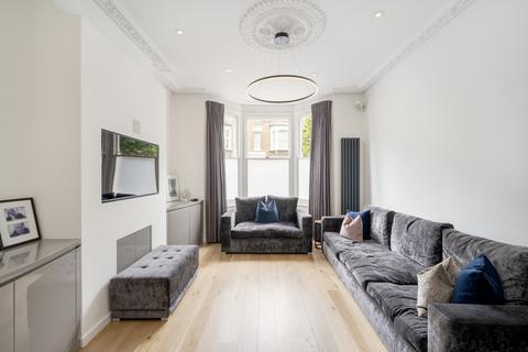 18 Courthope Road, London, NW3 2LB
