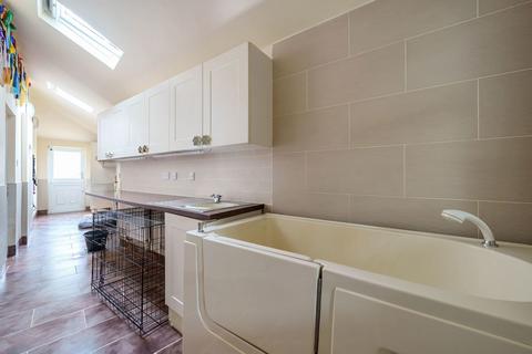 9 Caesars Way, Whitchurch, RG28 7ST