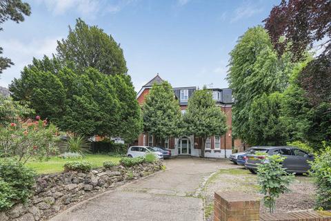 2 bedroom flat for sale, Montpelier Road, London, W5