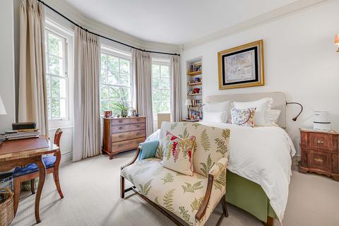 Flat 5, 4 Egerton Place, London, SW3 2EF