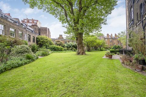 Flat 5, 4 Egerton Place, London, SW3 2EF