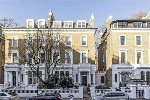 3 bedroom flat for sale, Bolton Gardens, London, SW5