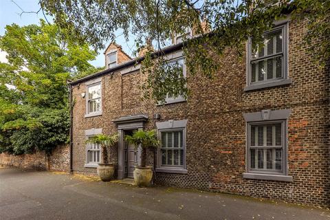 5 bedroom end of terrace house for sale, High Street, Norton, TS20