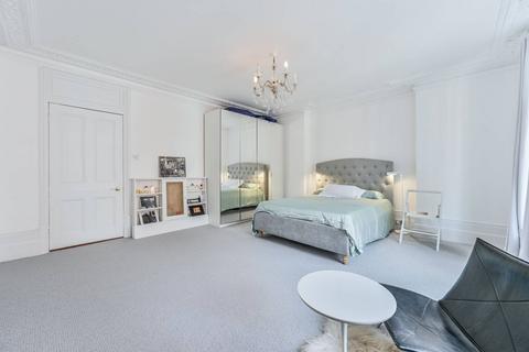 Flat 15, Carlisle Mansions Carlisle Place, London, SW1P 1HX